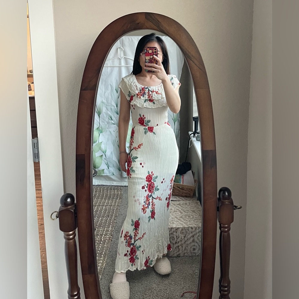 Floral Off-Shoulder Maxi Dress